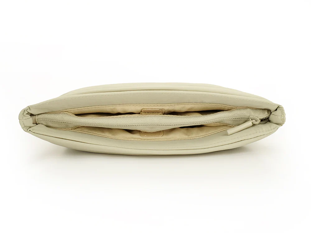 AGVA LTB404 13.3-14.1" Moselle Cover (Vanilla) - Image 5