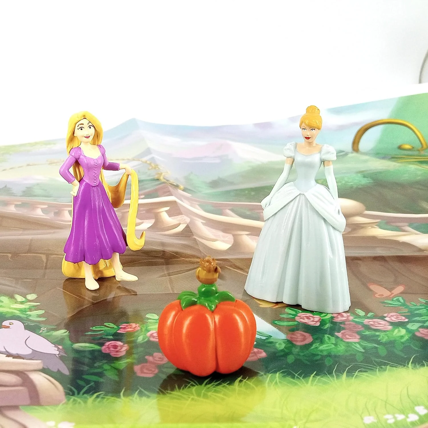 Disney Princess: With Storybook, 10 Figurines And A Playmat (My Busy Books) – Board Book - Image 5