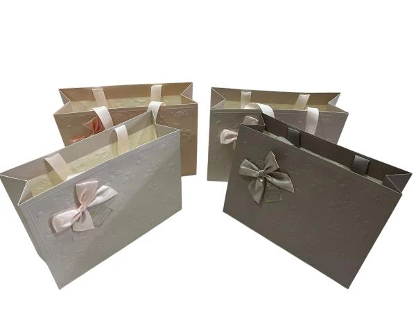 Gift Bag Emboss 32*25.5*11 - Image 3