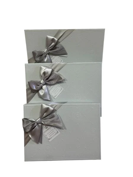 Gift Box (M) Emboss 26*19*8 - Image 3