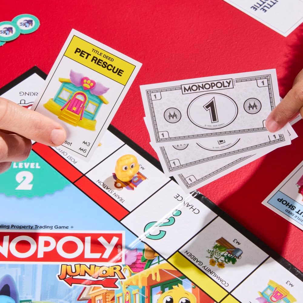 HASBRO GAMES MONOPOLY JUNIOR BOARD GAME 2 IN 1 - Image 5