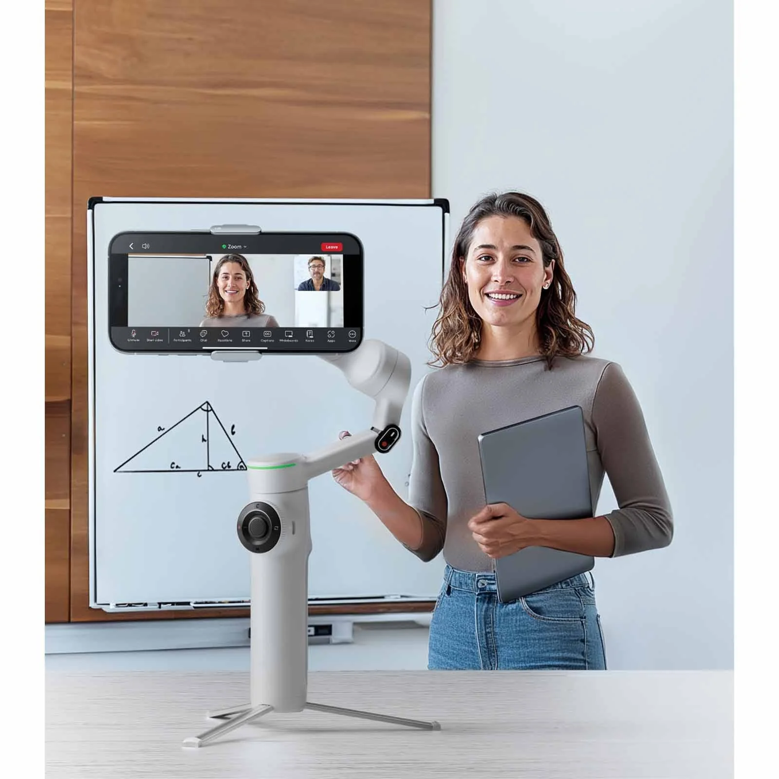 Insta360 Flow 2 Pro Creator Bundle - Image 9
