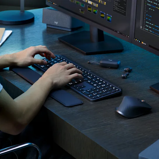 Logitech MX Keys S Wireless Keyboard - Image 3