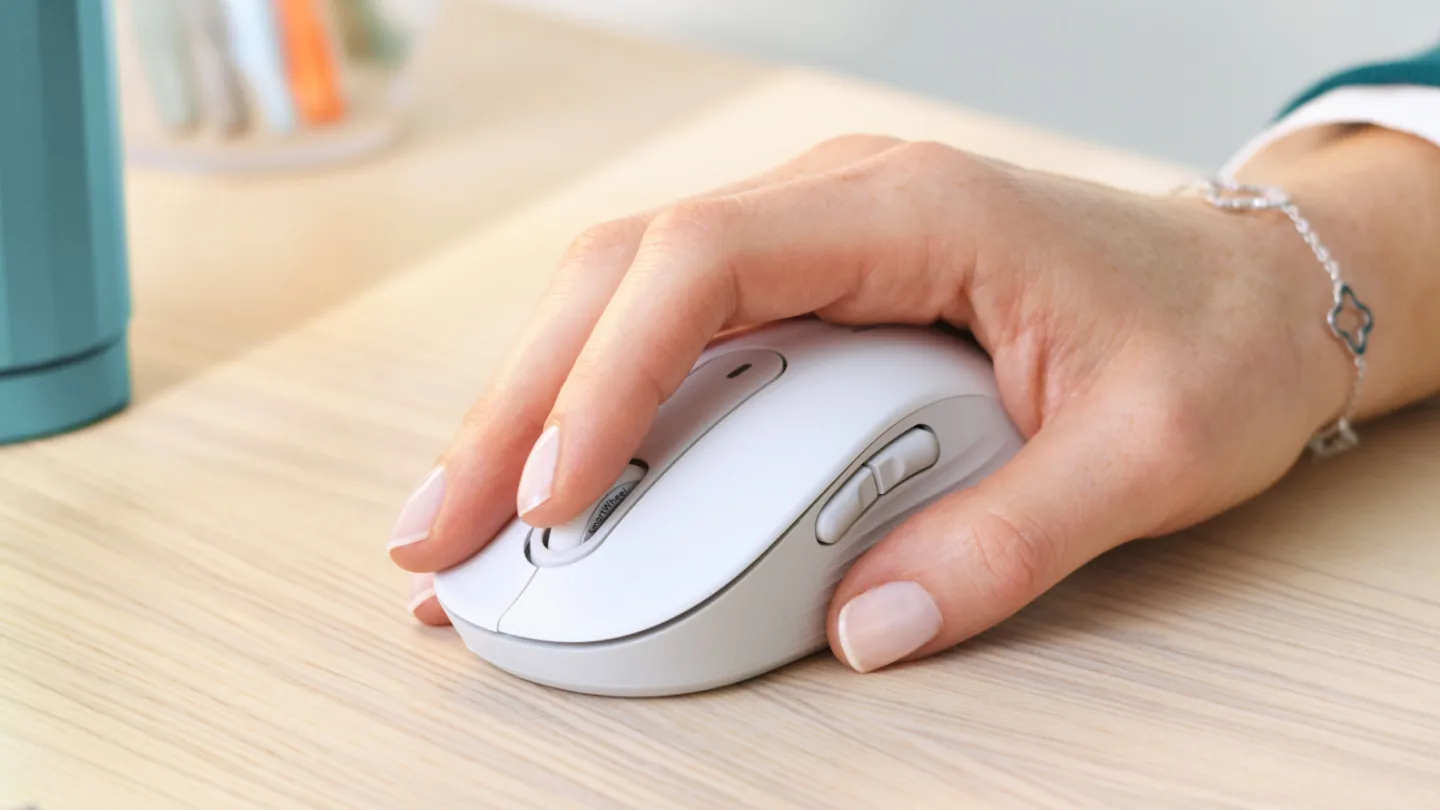 Logitech Signature M650 L Wireless Mouse - Image 9