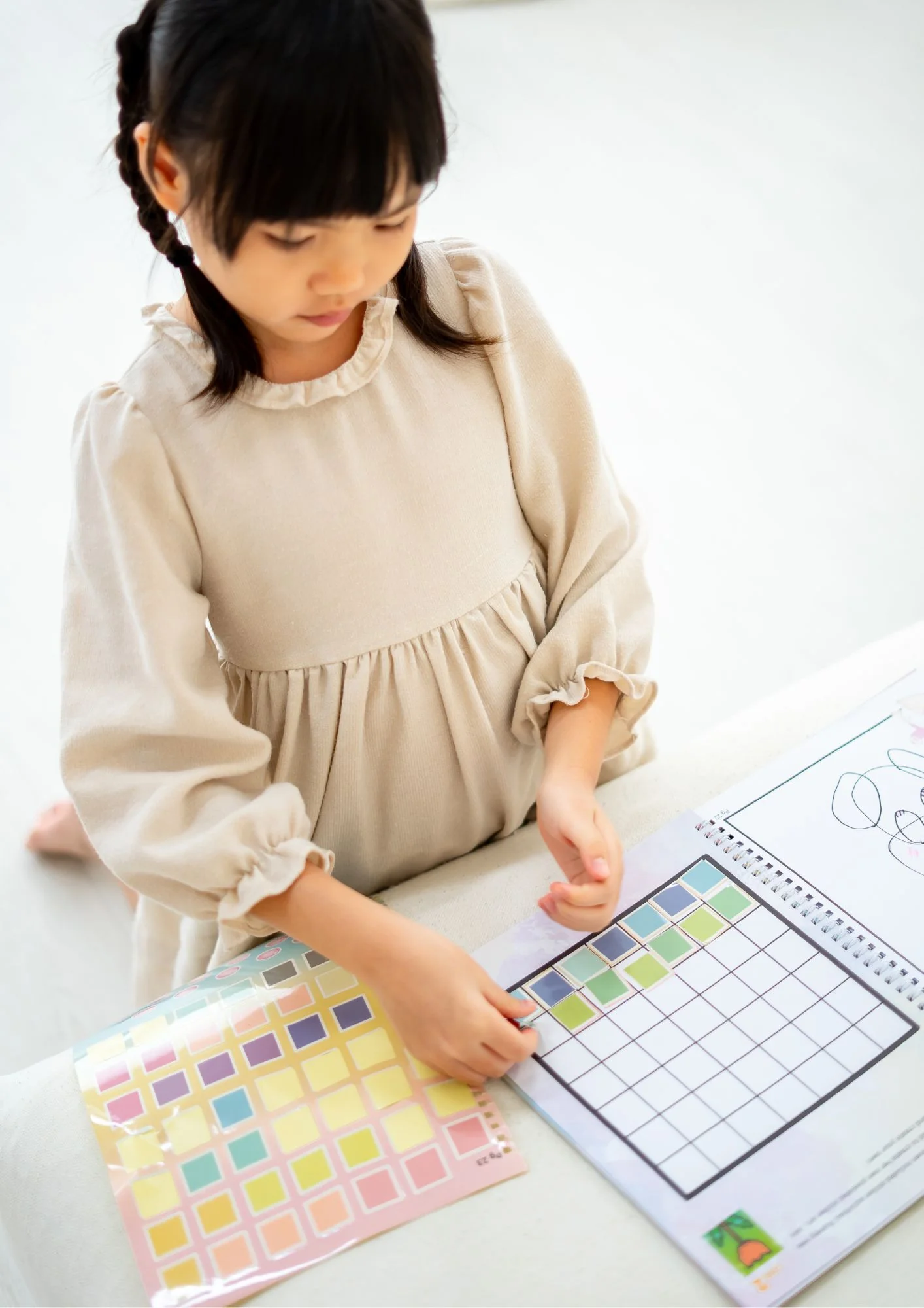 Maths Play Book - 2D & 3D shapes (4-7yo) - Image 3