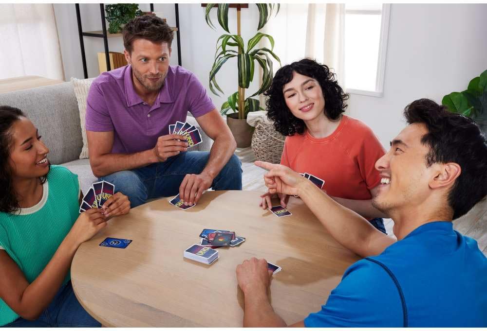 Mattel Games Liar’s UNO - Image 4