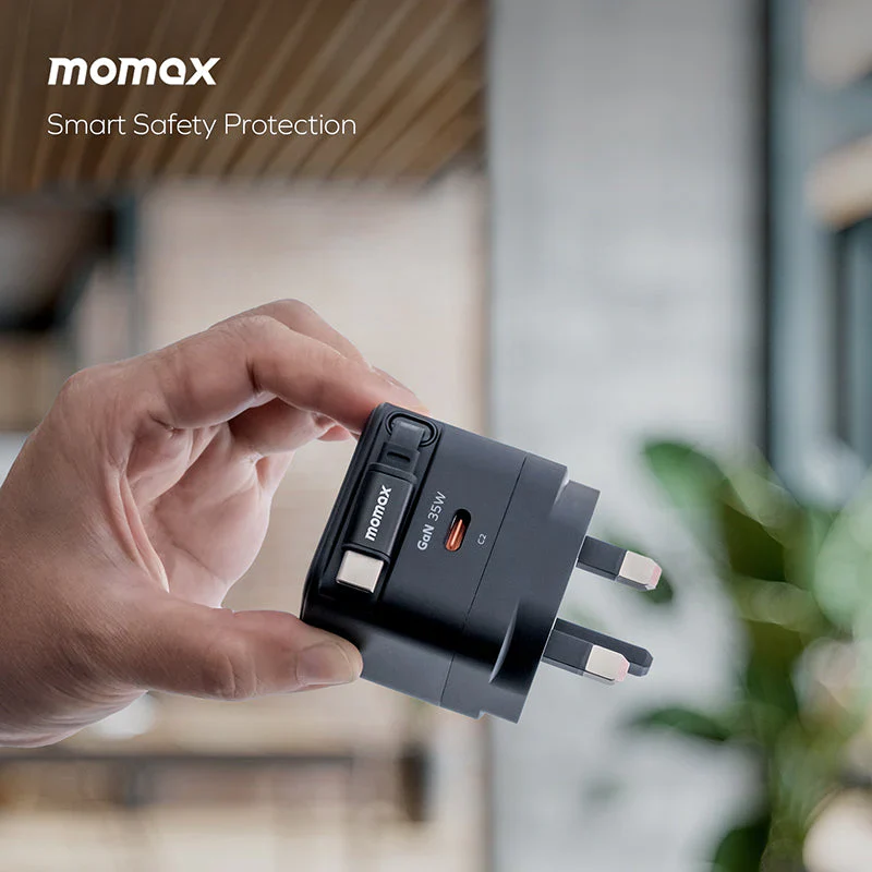 Momax 35W GaN Charger with Retractable USB-C Cable - Image 3