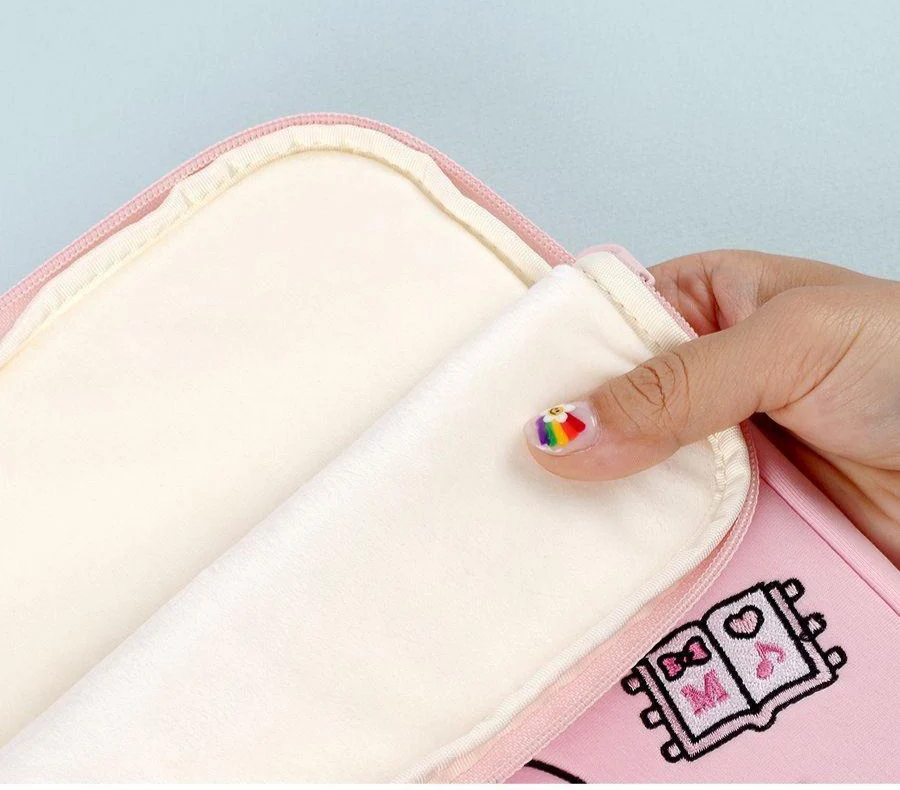 SANRIO MY MELODY TABLET POUCH 11" - Image 3