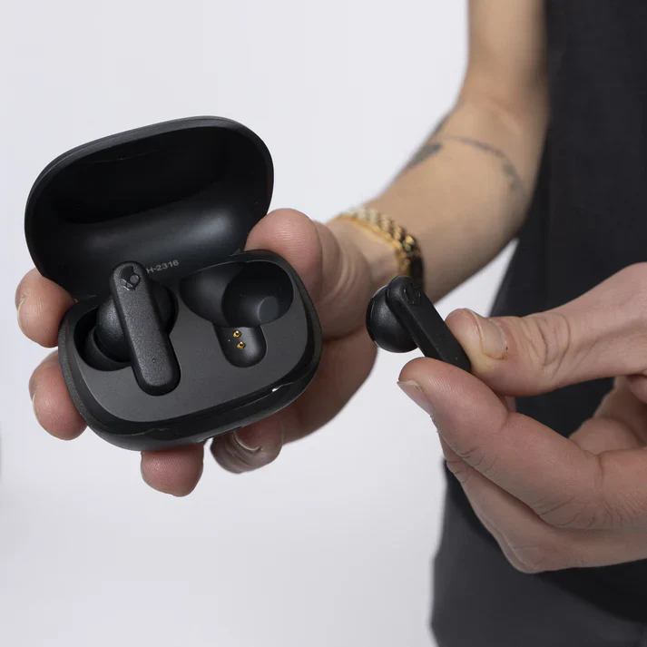 Skullcandy Smokin’ Buds Wireless Earbuds - Image 4
