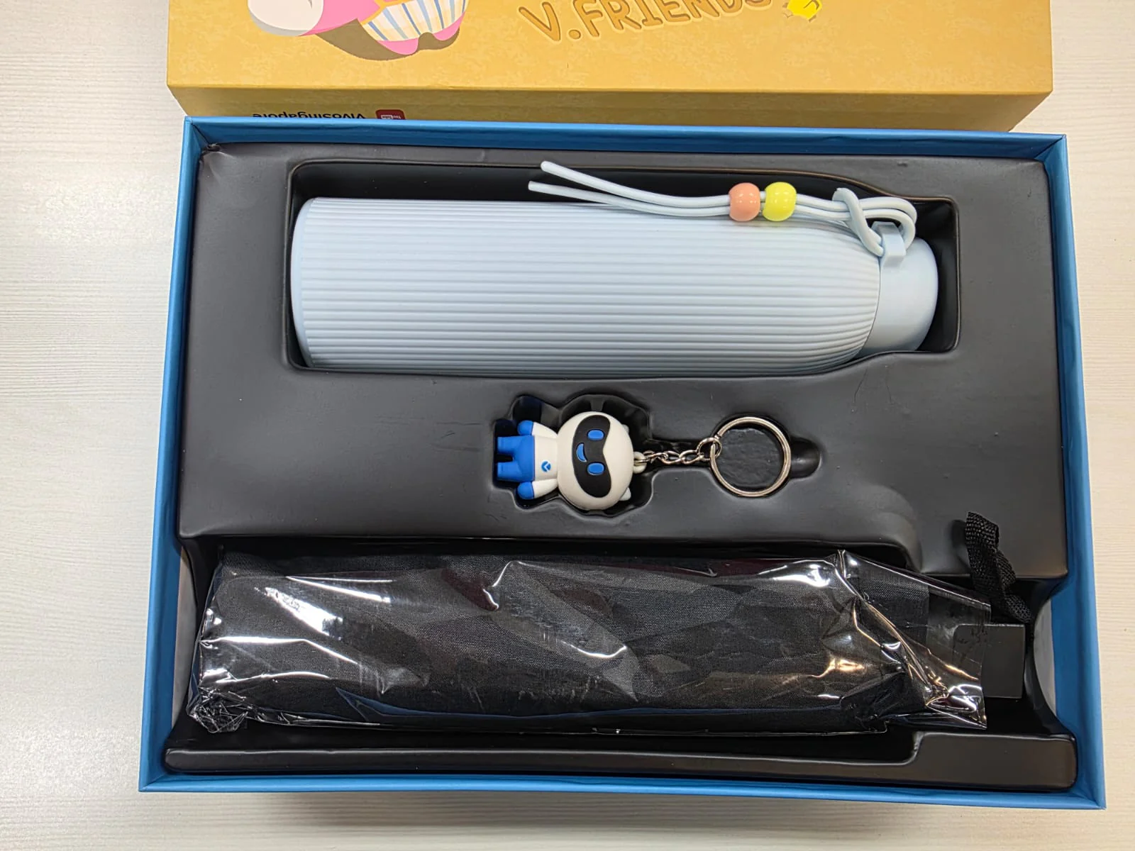 FREE GIFT FOR ORDER ABOVE $200 - Image 2
