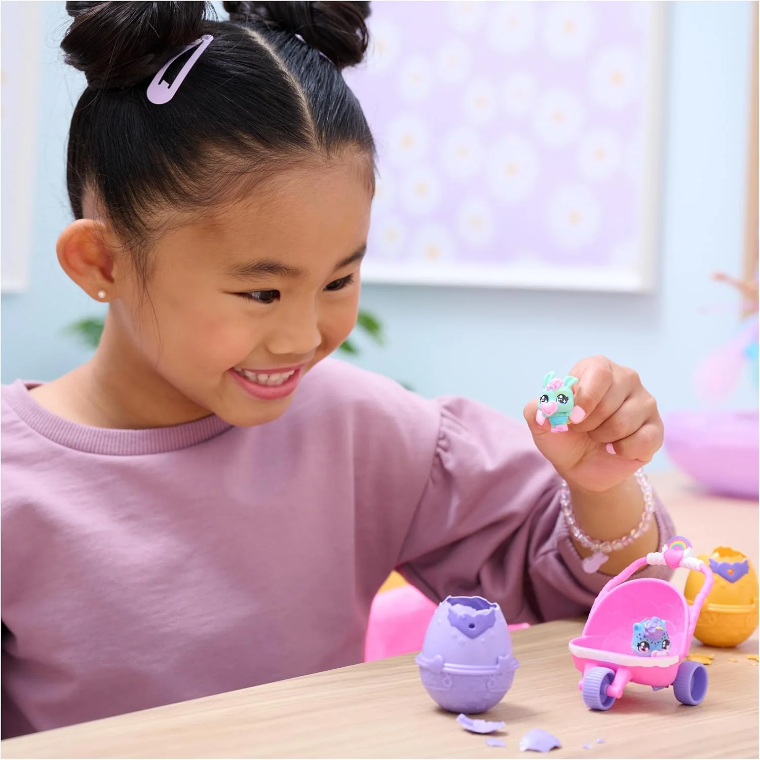 SPIN MASTER HATCHIMALS ALIVE HATCH N STROLL PLAYSET - Image 2
