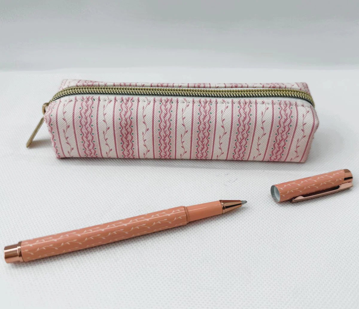 Stationery Set - Pencil Bag And Pen 024002 - Image 3
