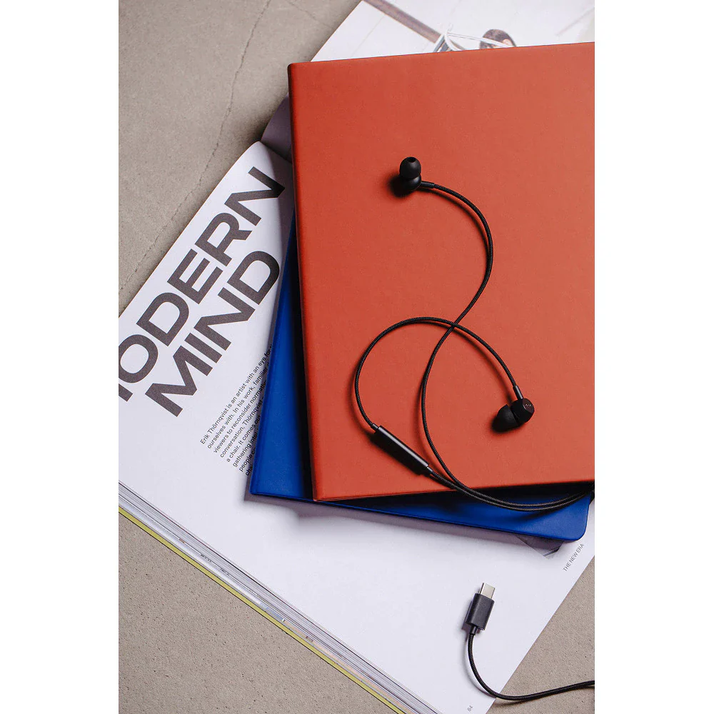 Sudio V3 Essential USB-C Wired Earbuds - Image 2