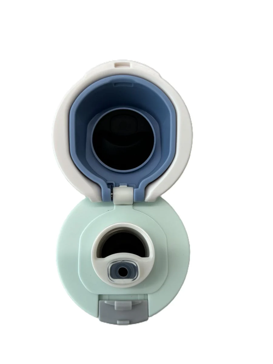 Thermal Flask With Straw 750ml - Image 2